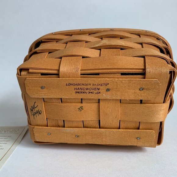 Longaberger 1996 Tea Basket With Navy Liner Divided Protector & Lid - Picture 3 of 5